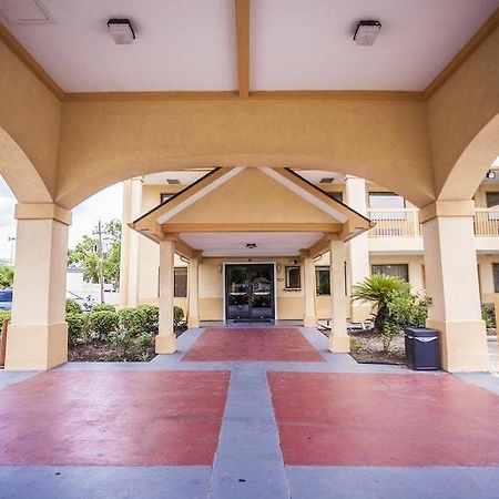 Отель Best Western Hobby Airport Хьюстон Экстерьер фото