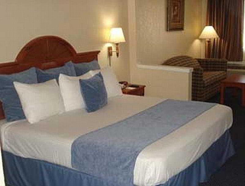 Отель Best Western Hobby Airport Хьюстон Экстерьер фото